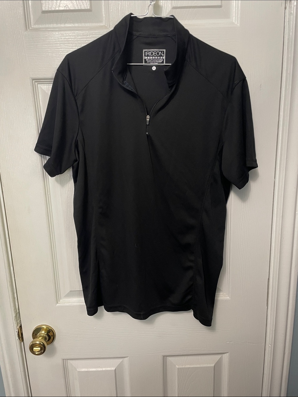 Iridion Short-Sleeve Quarter-Zip Shirt - Black